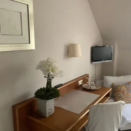 Lindenhof ホテル ハインブルク