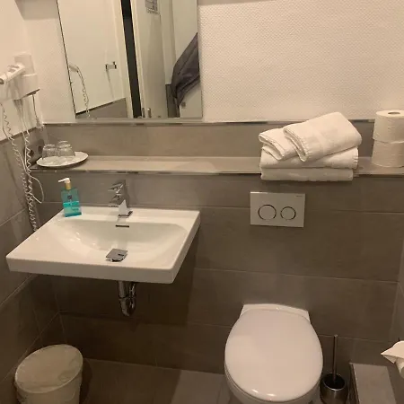 ホテル Lindenhof ハインブルク